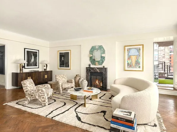 1 E 66th St #9EF, New York, NY 10065