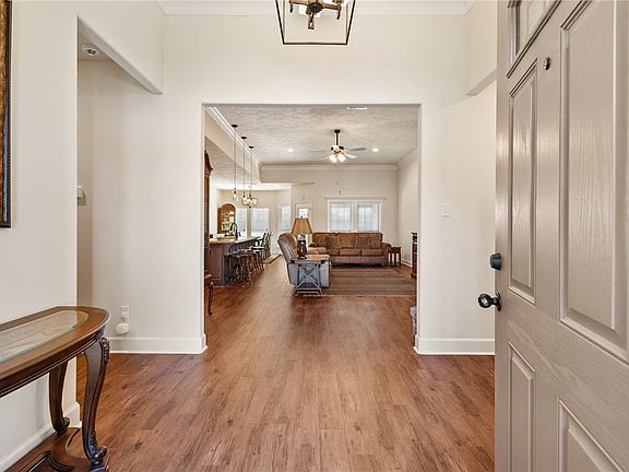 4th image of 1200 Brunswick Ct