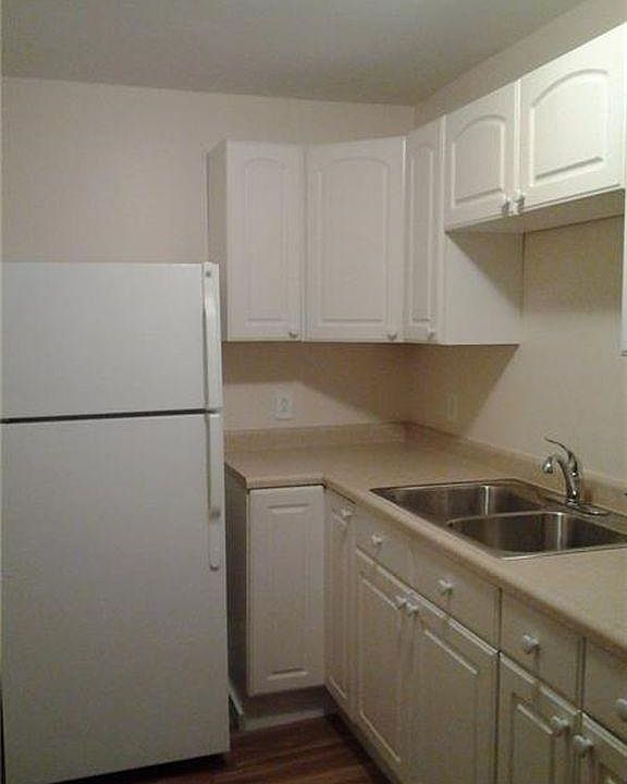 2nd image of 1314R 6th Ave #1314R