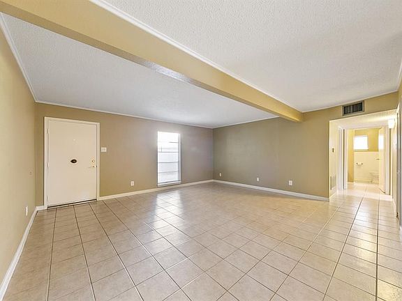 4th image of 4723 Aftonshire Dr APT 1