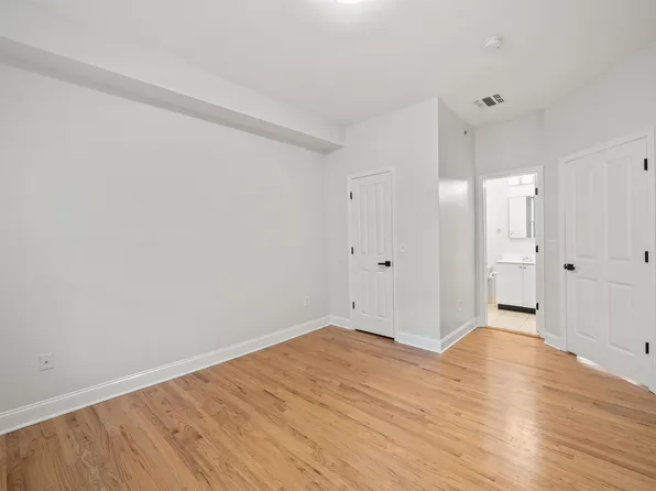 287 Grand Street image 5 of 11