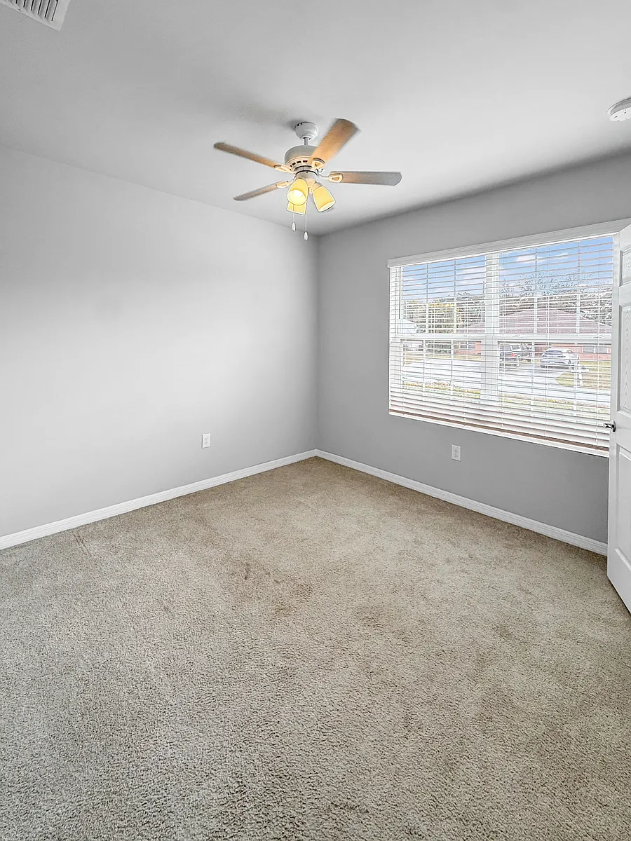 Building Photo - 8357 Matanzas Rd