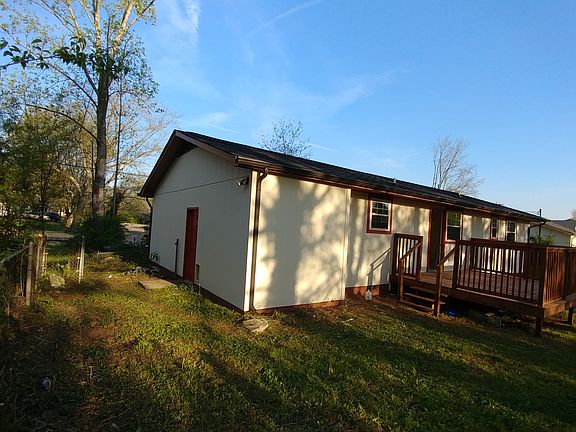 Right side picture from back