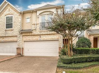 2520 Champagne Dr, Irving, TX 75038