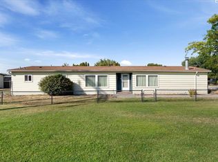 2210 S Ledbetter St, Kennewick, WA 99337