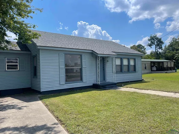 505 Comer St, Carthage, TX 75633