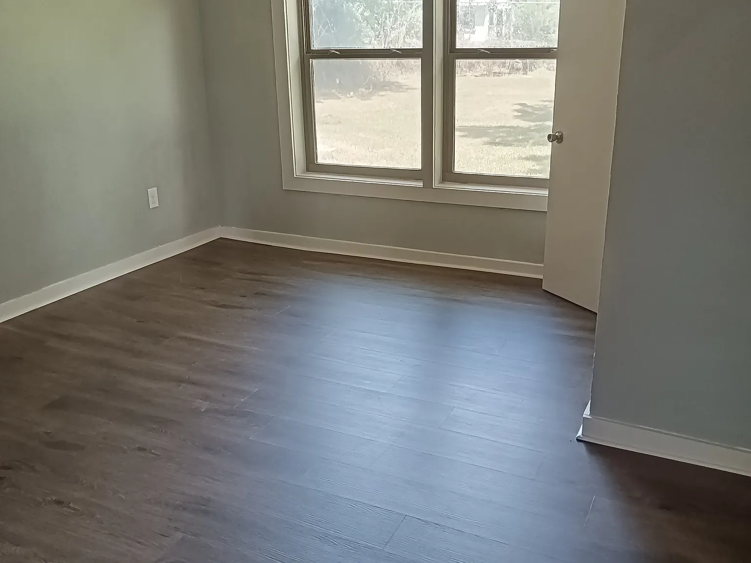 216 N Kemp St — Photo 3