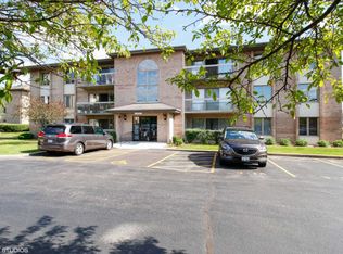 1044 Ashley Ct N APT 1, Lockport, IL 60441