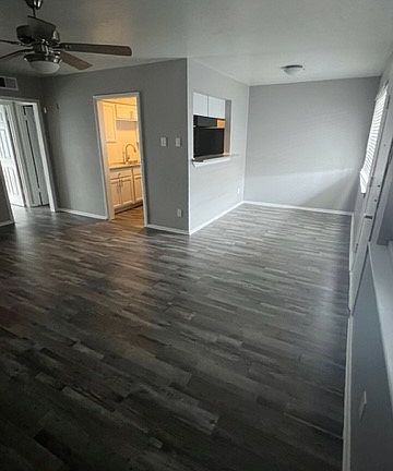 3rd image of 4209 W Walnut St #7-240