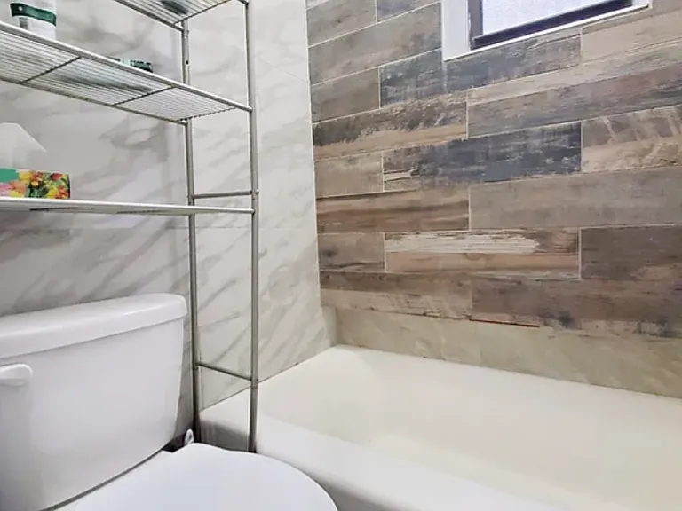 250 Stockholm St #4L — Photo 5
