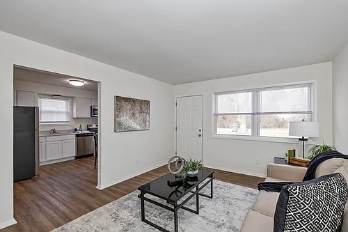 2215 Fairfax Rd #2215 Photo 1