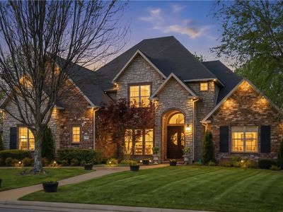 19 W Nottingham Ln, Rogers, AR, 72758
