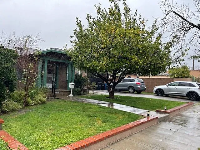 2 bed, 720 sqft, $2,950 — Photo 3