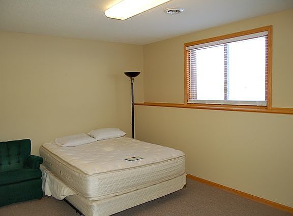 4th image of 11878 Lake Ln Ste C
