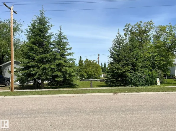 4805 48th Ave, Vilna, AB T0A 3L0