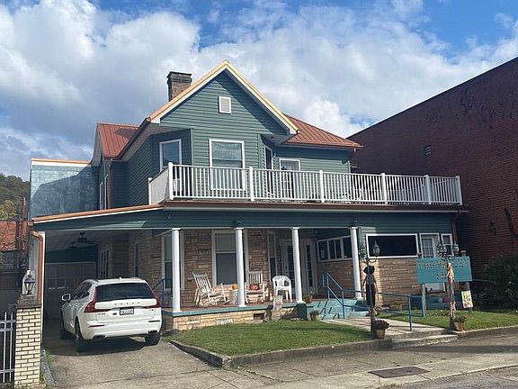 2nd image of 106 W 2nd Ave