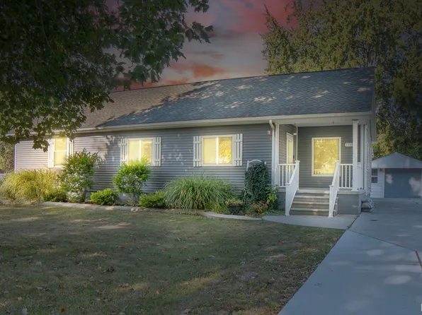 11310 Baraga St, Taylor, MI 48180