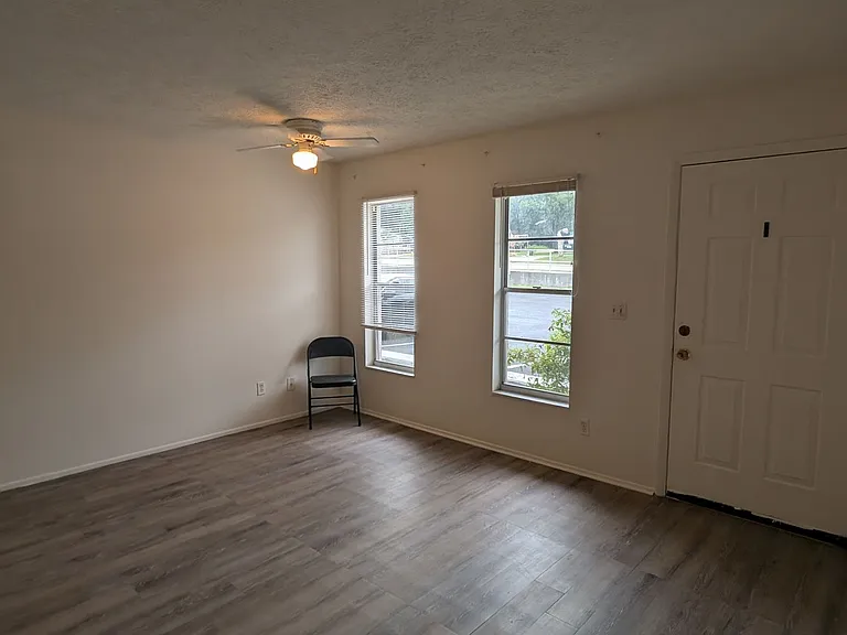 37232 Clinton Ave #1 — Photo 6