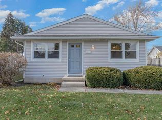 1204 S Mountain St, Bay City, MI 48706