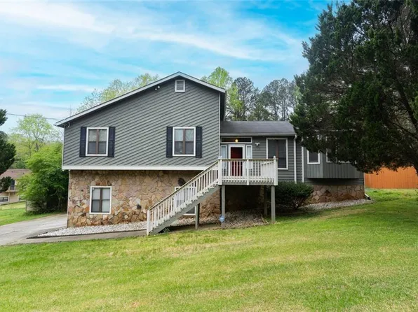 2015 Brookstone Ct, Lithia Springs, GA 30122