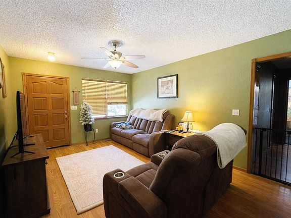 3rd image of 1485 N Anderson Rd