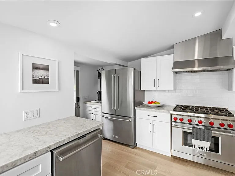 592 Bluebird Canyon Dr — Photo 11