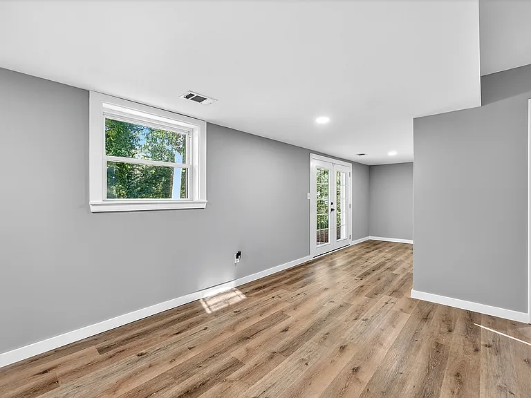 1864 Glen Echo Dr — Photo 15