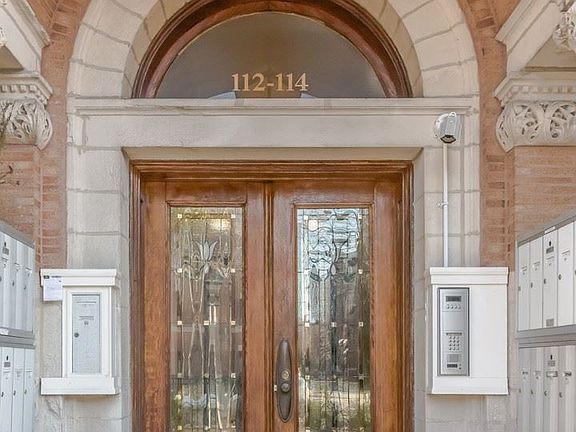3rd image of 114 Home Ave APT 105