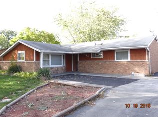 148 Cypress Dr, Bolingbrook, IL 60440