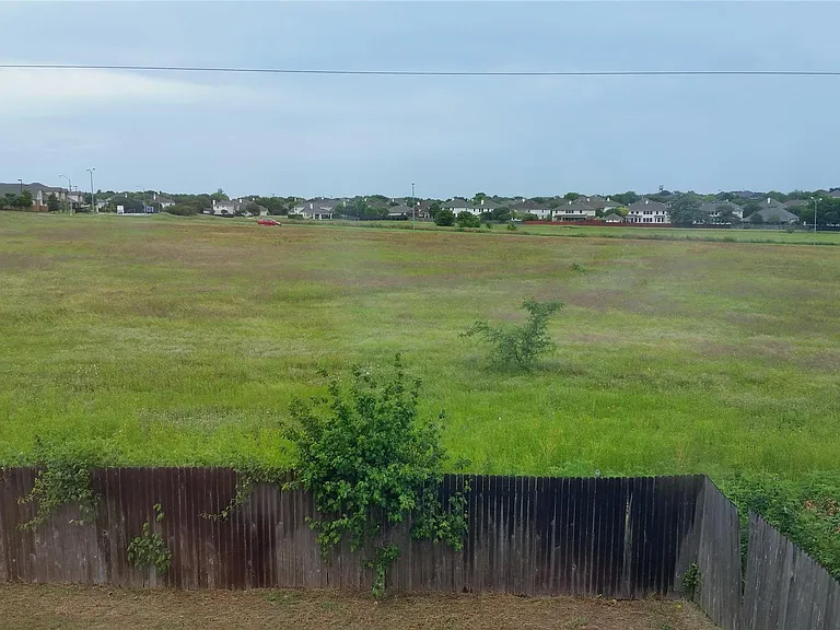 1324 Peppermint Trl — Photo 33