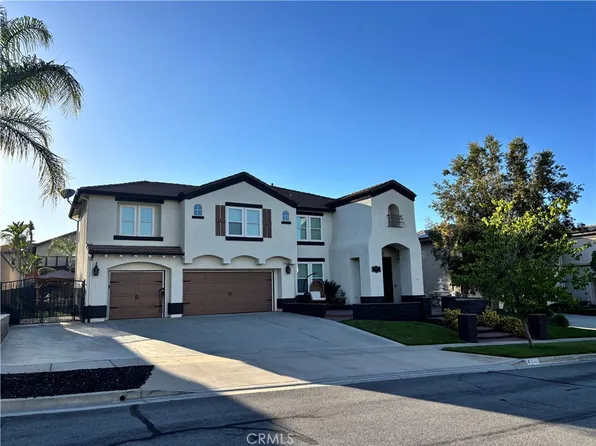 3142 Pinehurst Dr, Corona, CA 92881