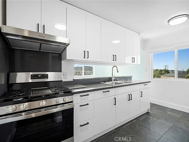 7231 Apperson St — Photo 12