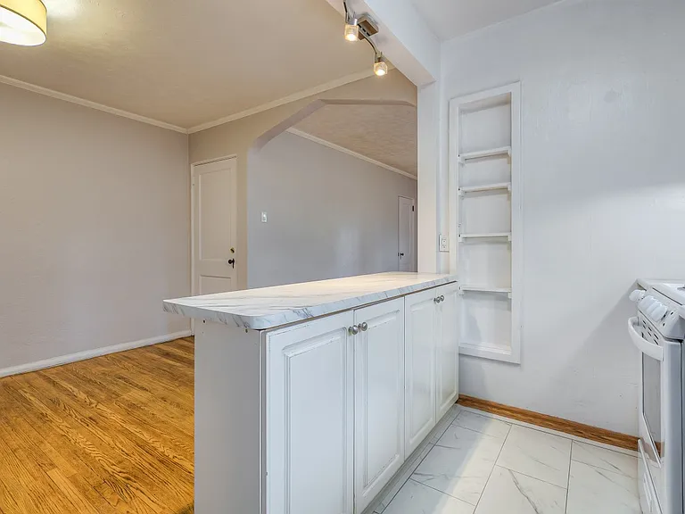 20 Acacia Rd — Photo 4