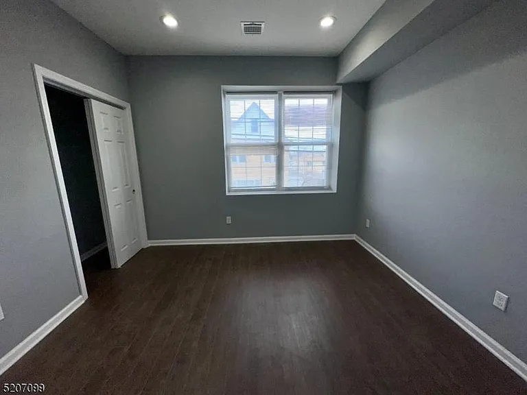 121 Harrison Ave #1 — Photo 6
