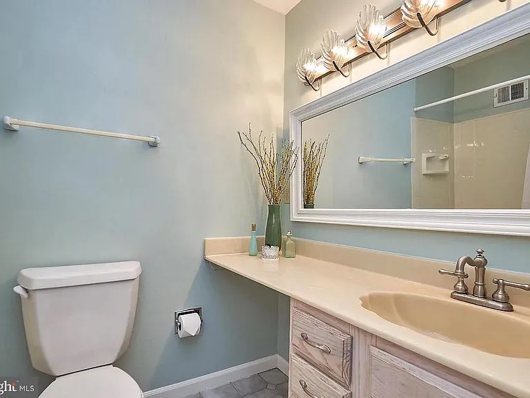 11312 Myrtle Ln — Photo 15