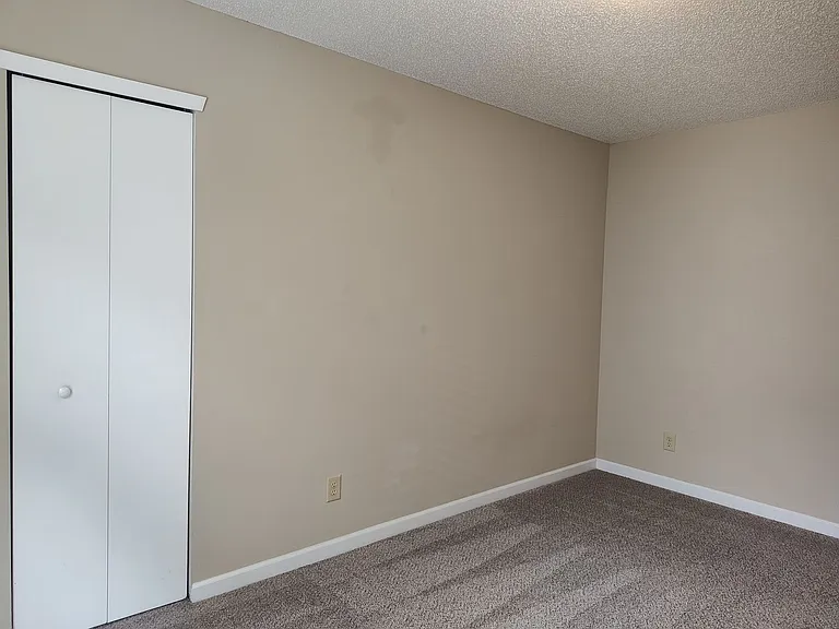 2038 Dunsmore Ln — Photo 18