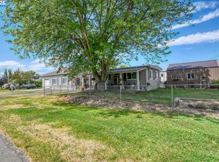 330 N 2nd St, Athena, OR 97813