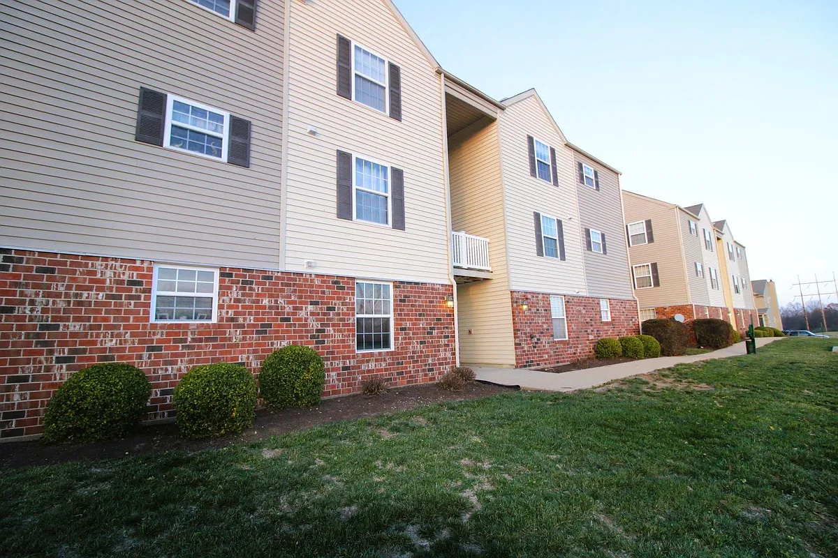 Building Photo - 1124 Welsh Dr