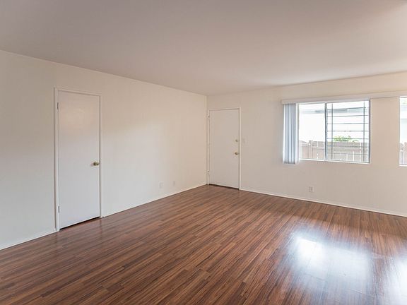 4th image of 5319 Inglewood Blvd APT 2