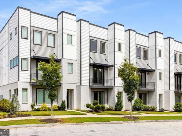 3076 Kelly St, Scottdale, GA 30079