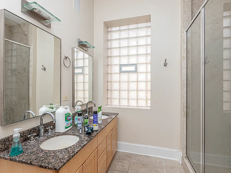 456 W Armitage Ave #2 — Photo 12