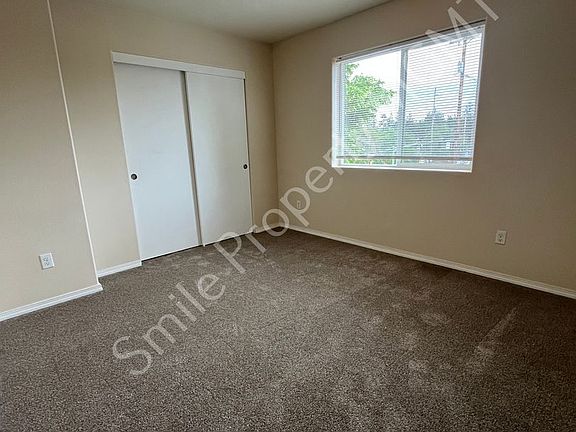 5th image of 13450 SE Division St