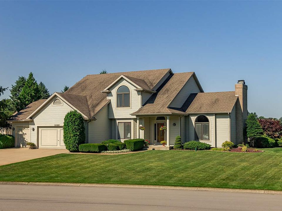 1st image of 51891 Waterford Green Dr