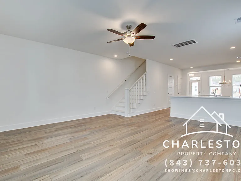 234 Symphony Ave — Photo 9