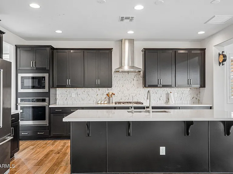 9019 W Denton Ln — Photo 24