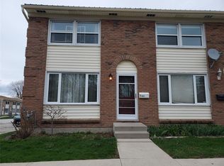 877 Carleton Pl, Sarnia, ON N7T3V8