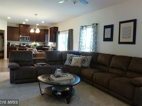 5th image of 9618 Dumbarton Dr