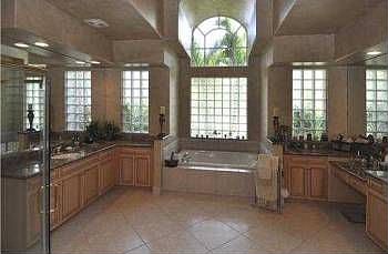 3rd image of 2960 W Lake Vista Cir