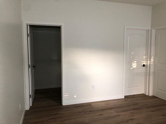 5th image of 6542 Gaviota Ave