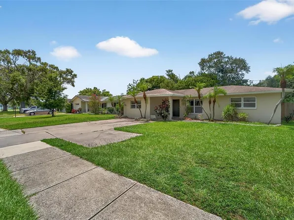 2186 Greenbriar Blvd, Clearwater, FL 33763